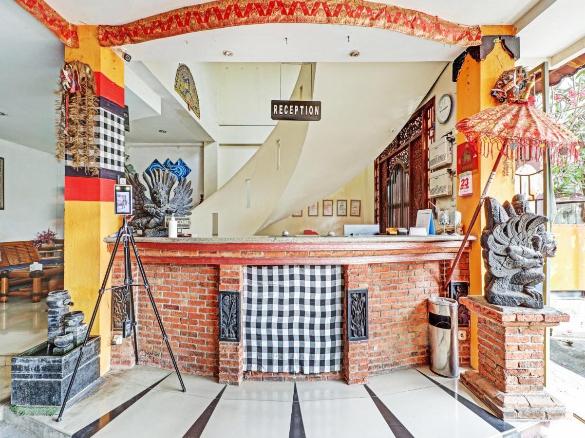 Oyo 90408 Hotel Horton Чиребон Екстер'єр фото
