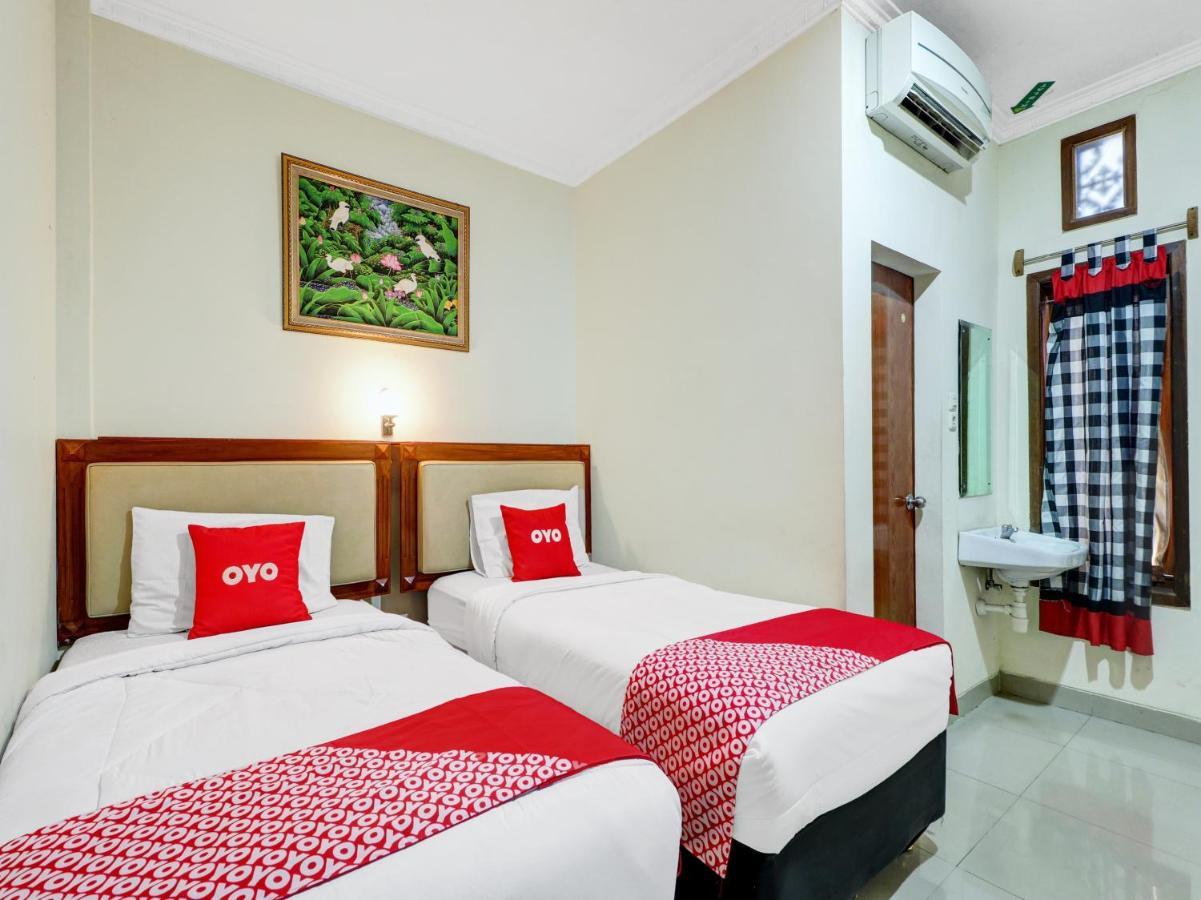 Oyo 90408 Hotel Horton Чиребон Екстер'єр фото